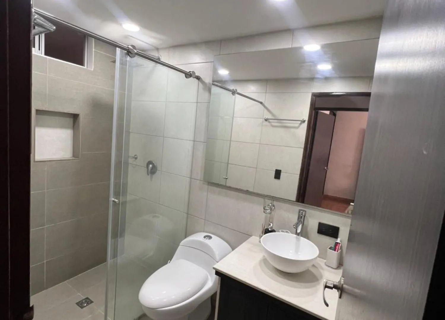 Apartamento Laureles, Cerca A La Estacion Floresta Apartment Medellin